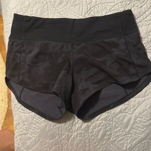 Camo lululemon speed up shorts